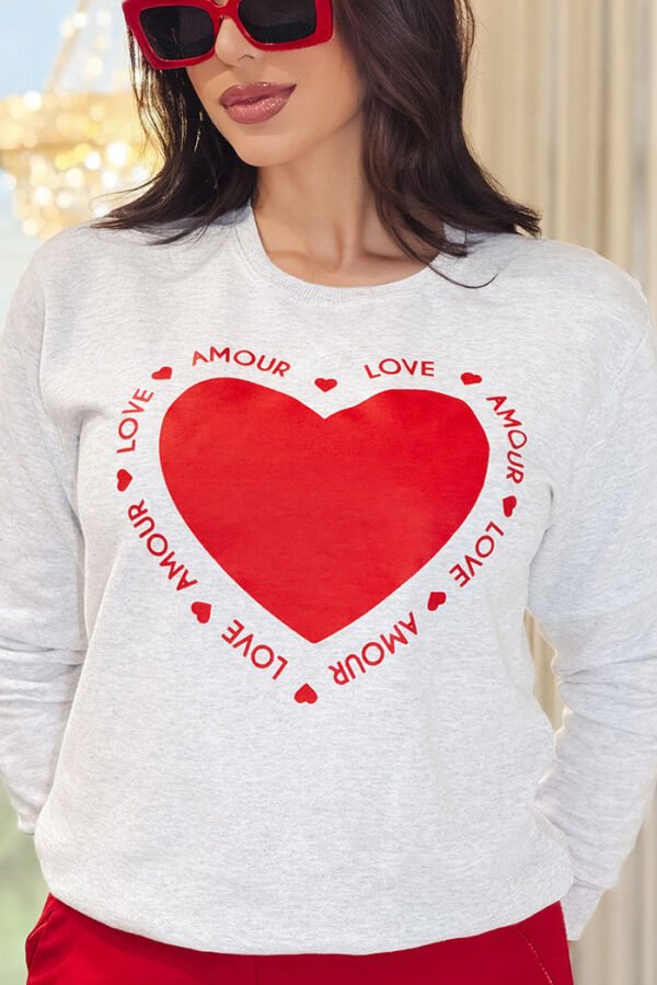 Moletom "Amour & Love" - Espalhe Amor e Conforto em Seu Dia!